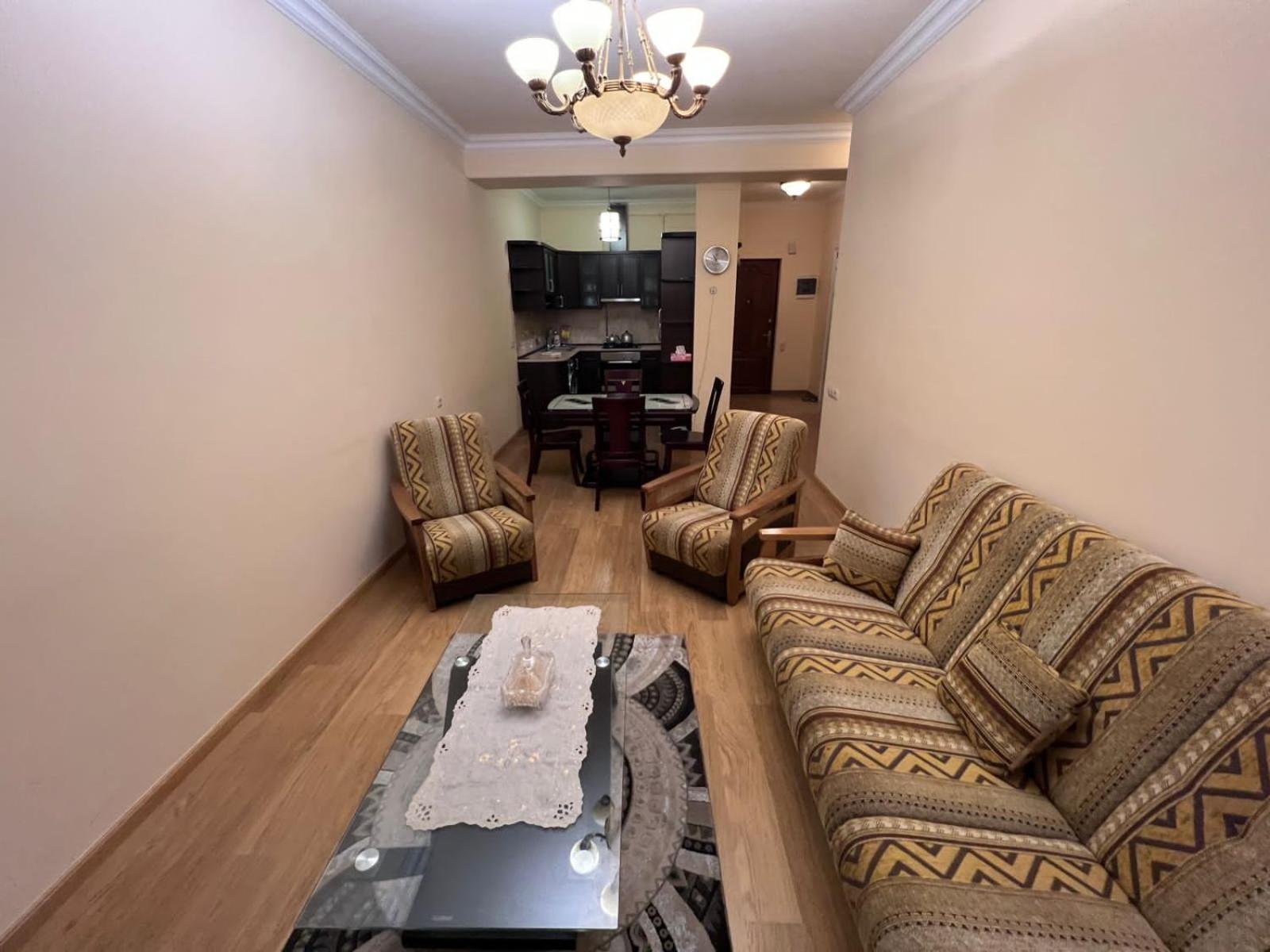 Rent Inn Yerevan On North Avenue Exterior photo