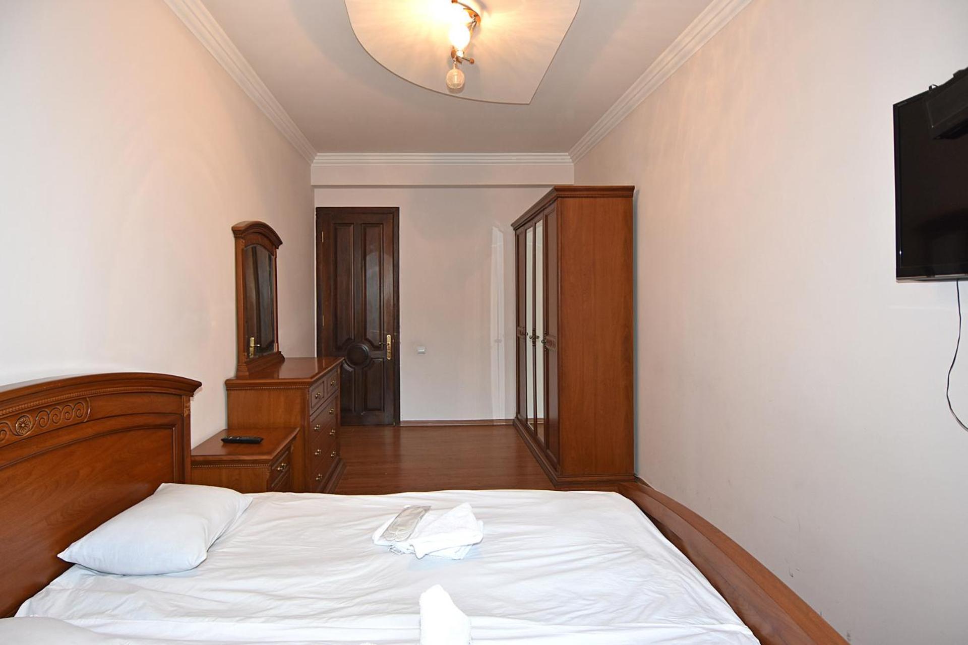 Rent Inn Yerevan On North Avenue Exterior photo